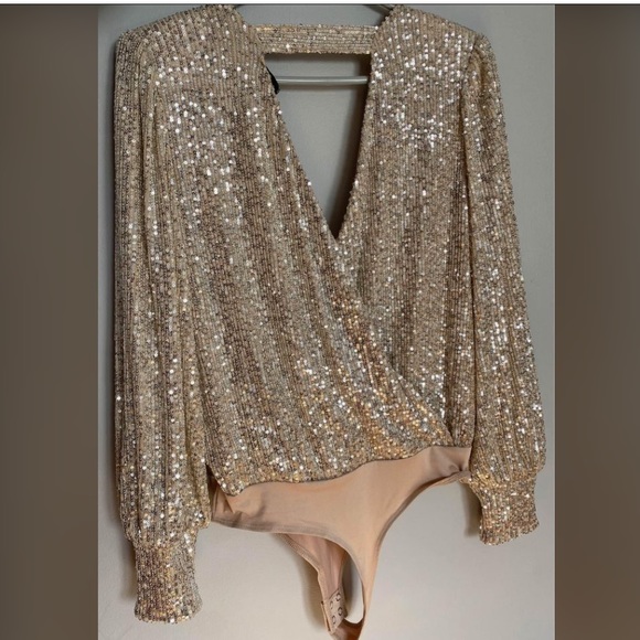 Dynamite sequin bodysuit - Picture 3 of 3